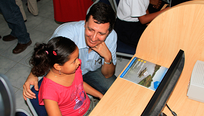 Ministros Glas y Guerrero inauguraron Infocentro en Tachina