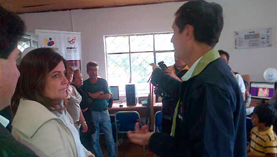 Ministros de Telecomunicaciones y de Educación recorrieron Infocentro