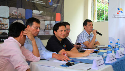 Ministro Jaime Guerrero participa en Gabinete Itinerante en Esmeraldas