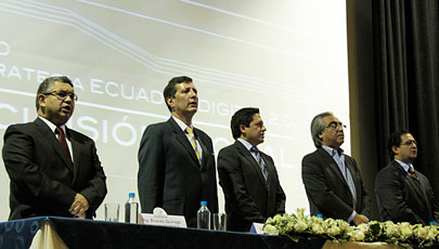 Ministros Poveda y Guerrero inauguraron III Foro Estrategia Ecuador Digital
