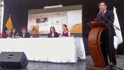 El primer MEGAINFOCETRO del país se inauguró en Tumbaco