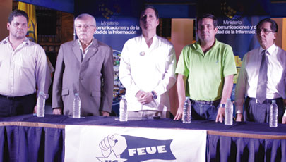 Centro de cómputo de la FEUE