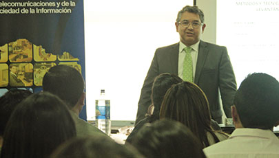 En las instalaciones del MINTEL se reúnen los gestores sociales de los Infocentros Comunitarios