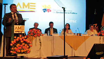 Convenio de Cooperación Interinstitucional entre ,MINTEL y AME, para incentivar el uso adecuado de las Tecnologías de la Información y Comunicación en los Gobiernos Cantonales del país
