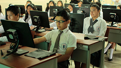 MINTEL entregó 72 laboratorios de cómputo en diferentes instituciones educativas del perímetro urbano de Guayaquil