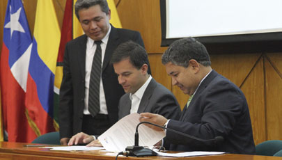 Convenio de Cooperación en Materia de Telecomunicaciones MINTEL - AESOFT