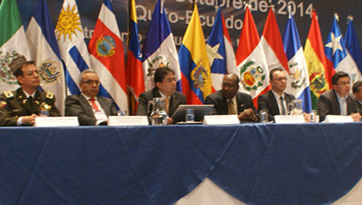 Panel “Ciberdefensa y territorio en el ciberespacio” - VII Congreso Internacional en Telecomunicaciones, Tecnologías de la Información y Comunicación