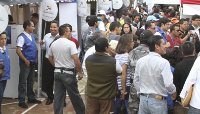 Ministros que integran los Sectores Estratégicos se reunieron, el sábado 24 de enero, con los ciudadanos de la Provincia de Loja