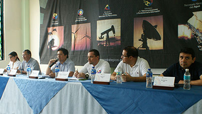 La mesa de los Sectores Estratégicos estuvo presidida por el Ministro Coordinador de los Sectores Estratégicos, Dr. Rafael Poveda