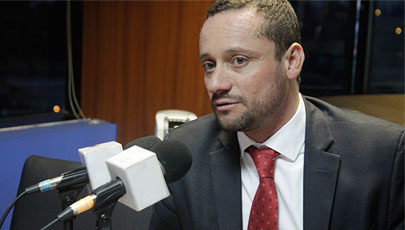 Ministro de Telecomunicaciones y de la Sociedad de la Información, Ing. Augusto Espín Tobar, en entrevista en Radio Exa Democracia