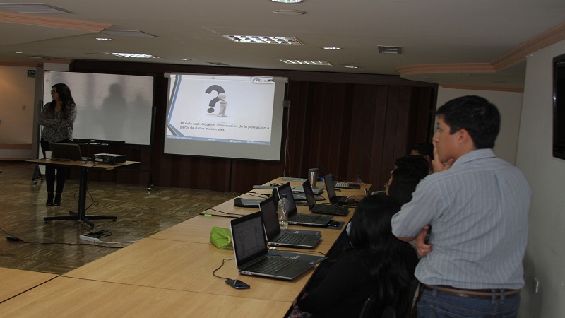 Funcionarios del MINTEL se capacitaron en modelos estadísticos