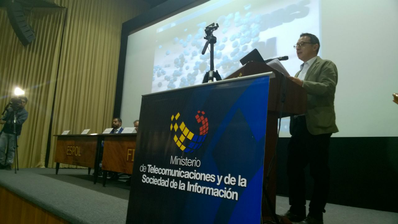 Subsecretario de Fomento a la Sociedad de la Información y Gobierno en Línea, Ing. Juan Carlos Fiallos, delegado del Ministro de Telecomunicaciones y de la Sociedad de la Información, Ing. Augusto Espín Tobar