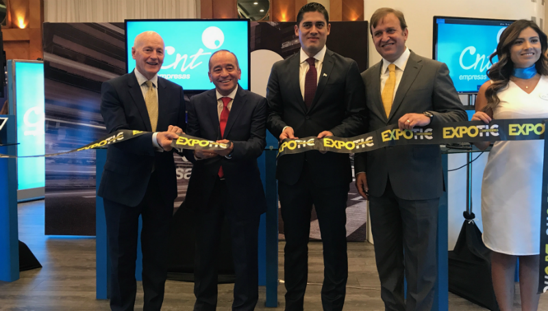 Ministro León en ExpoTIC 2017