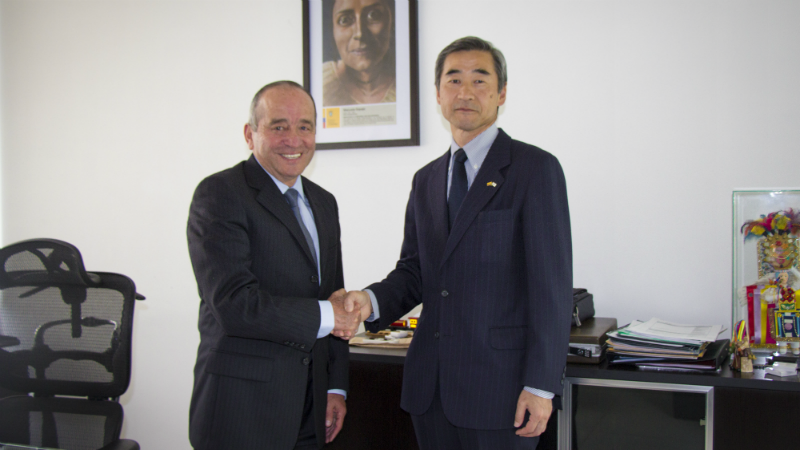 Visita del Embajador de Japón