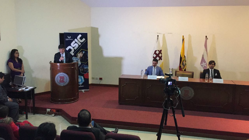 Viceministro Alberto Jácome en el evento del PSIC, en Guayaquil