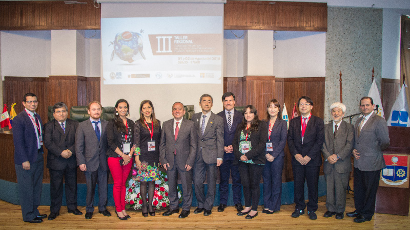 Foto oficial de la clausura del III Taller Regional: Tecnología para Mitigar los Efectos de Desastres Naturales.