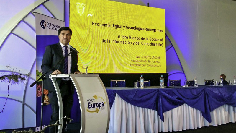 Viceministro del MINTEL participa en seminario de "Ciudades inteligentes".