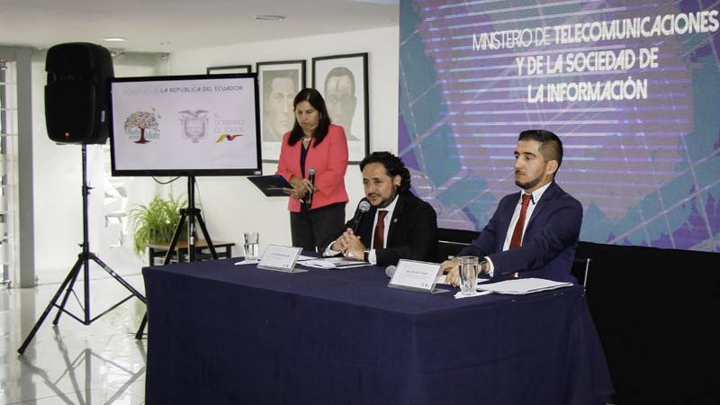 Concurso Competitivo de Frecuencias
