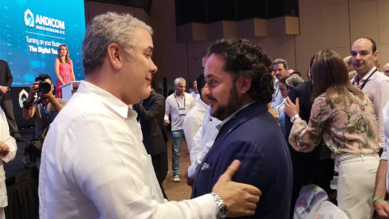 Presidente de Colombia, Iván Duque junto al Ministro de Telecomunicaciones y de la Sociedad de la Información, Andrés Michelena