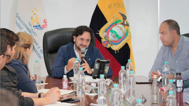 Ministro de Telecomunicaciones, Andres Michelena Ayala