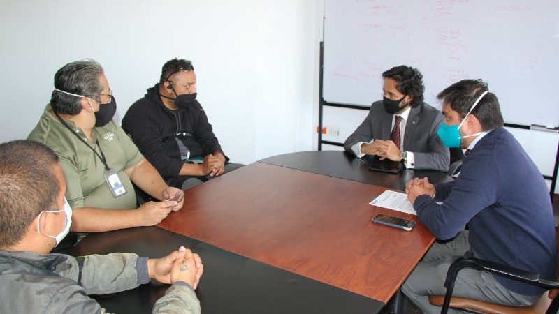 Reunión con delegación de Correos del Ecuador