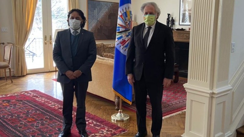 El secretario general de la Organización de Estados Americanos (OEA), Luis Almagro, y el presidente de la Mesa Directiva de eLAC2022 (CEPAL), Andrés Michelena.