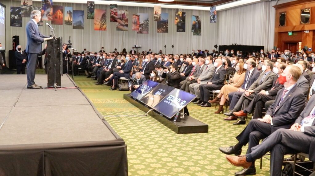 Ecuador expone el sector de las telecomunicaciones al mundo ...
