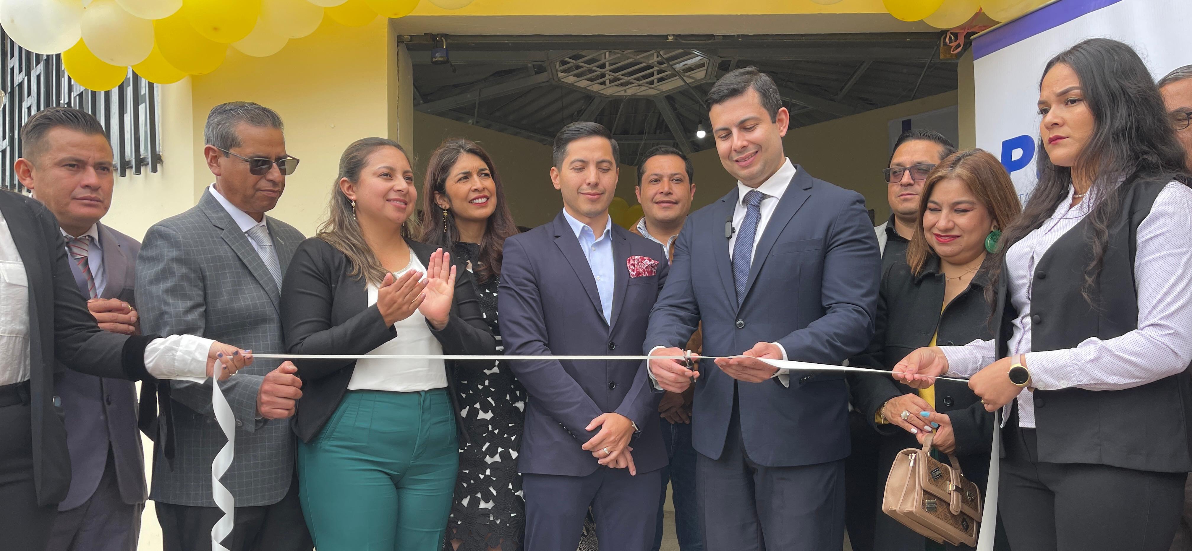 https://www.telecomunicaciones.gob.ec/loja-abre-las-puertas-del-futuro-con-cuatro-nuevos-puntos-digitales-gratuitos/