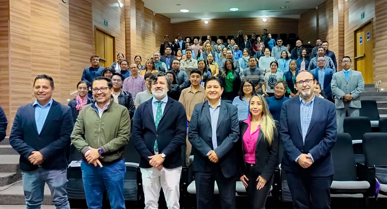Mintel y UNIR fortalecen las capacidades digitales del sector público mediante Masterclass de IA