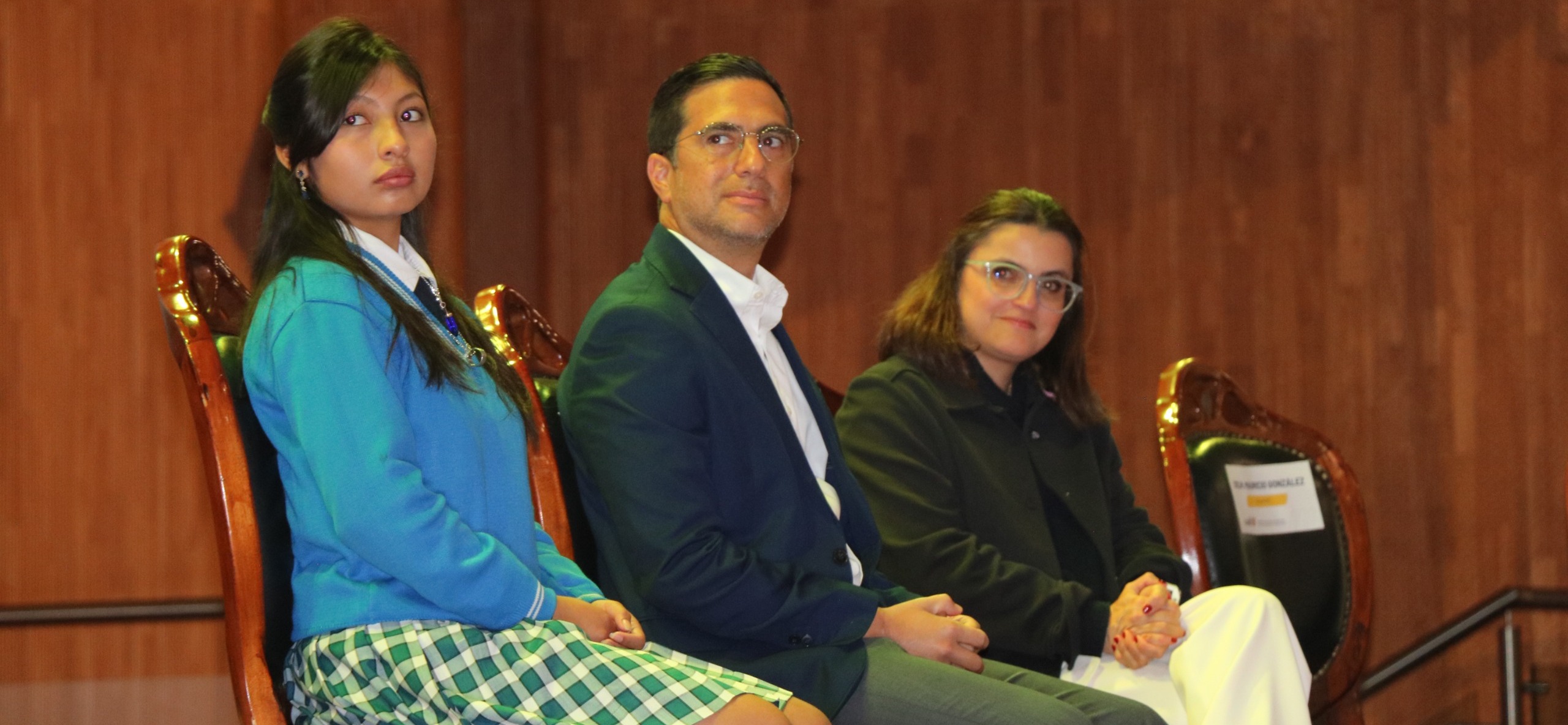 Gobierno del Nuevo Ecuador impulsa evento para vincular a las niñas con la ciencia y tecnología
